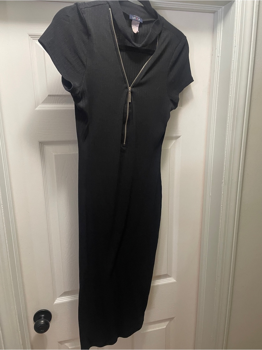 UK2LA Black Zip-Front Cap Sleeve Midi Bodycon Dress